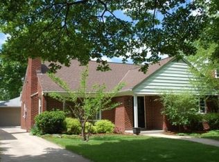 2445 N 81st St, Wauwatosa, WI 53213