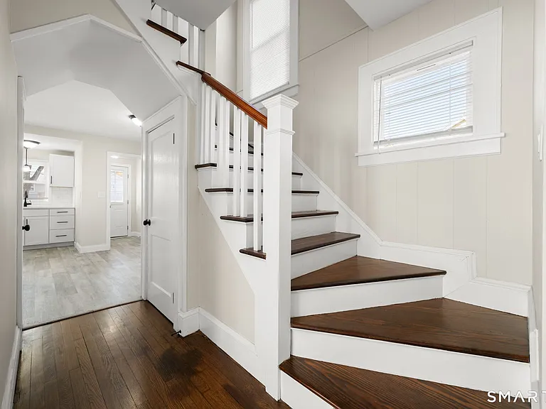14 Clark Ln — Photo 18