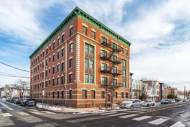 608 Bramhall Avenue, #1C