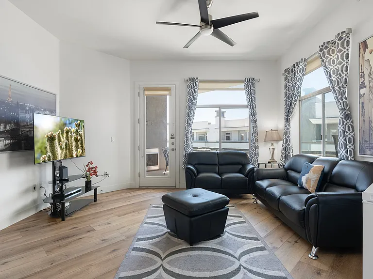 945 E Playa Del Norte Dr #5002 — Photo 5