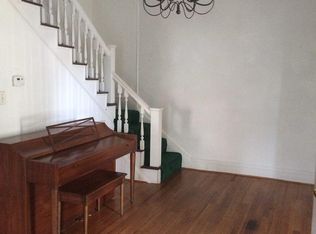 821 Indiana Ave, Charleston, WV 25302