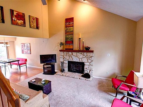 3rd image of 7706 Brams Hill Dr