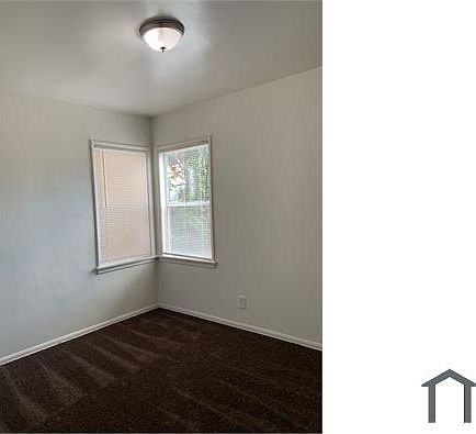 3rd image of 10602 S Van Ness Ave #1