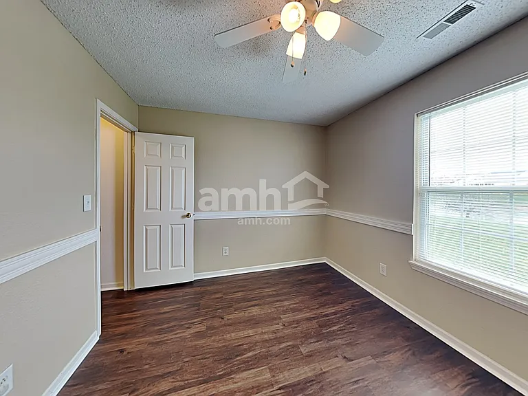 5606 Wood Hollow Dr — Photo 15