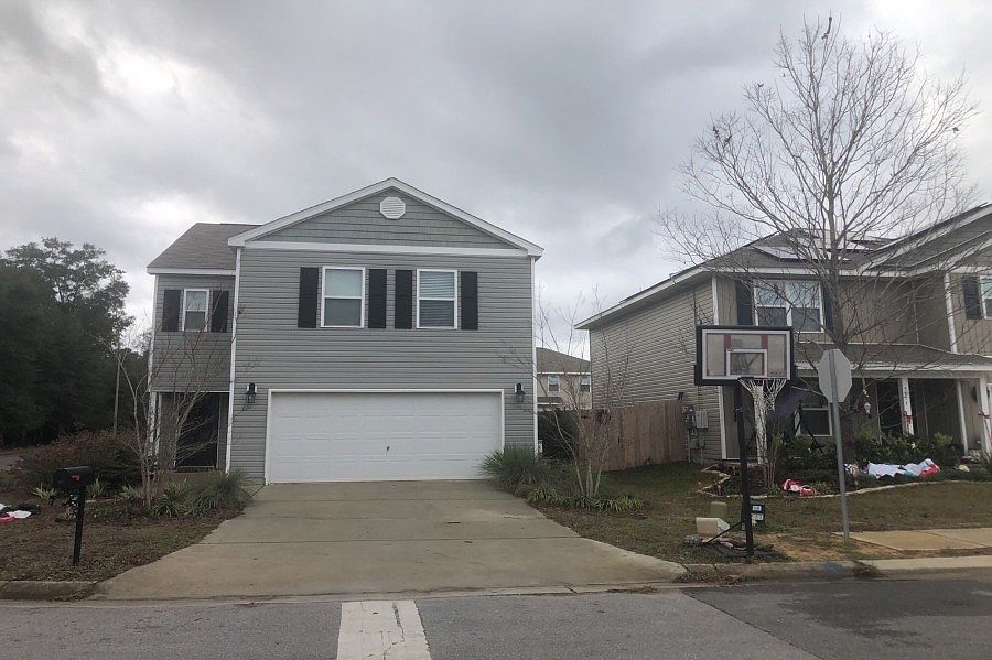 1st image of 5871 Old Plantation Ct