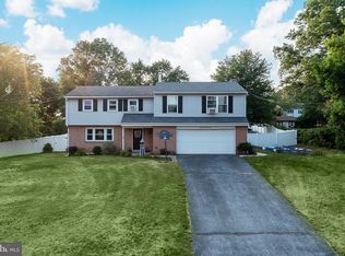1425 N Adams St, Pottstown, PA 19464