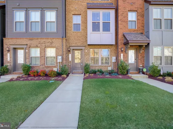266 Phoenix Dr, Upper Marlboro, MD 20774