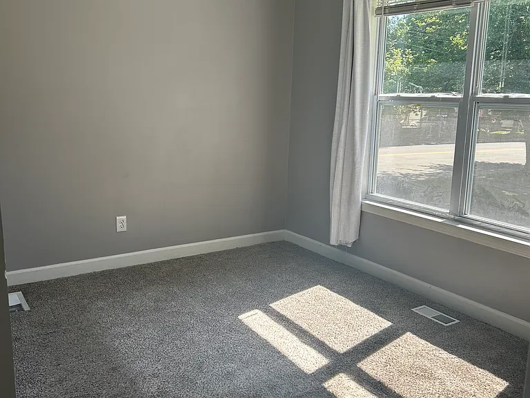 4319 Hale Ave — Photo 4