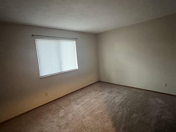3rd image of 2500 & 2504 26th Ave #19