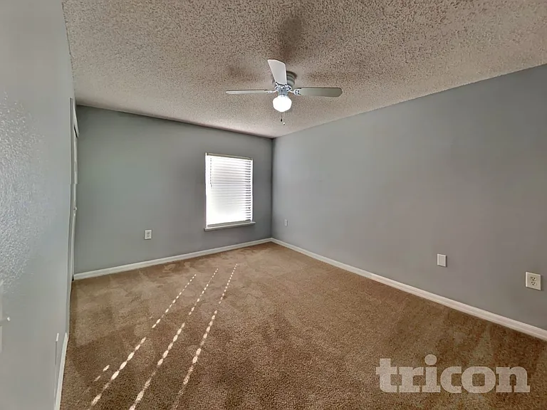 12945 Bridleford Dr — Photo 14