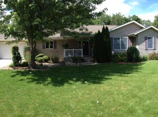 30939 Byrkit Dr, Osceola, IN 46561