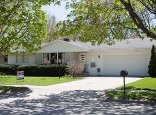 2024 Mary Queen Rd, Green Bay, WI 54302