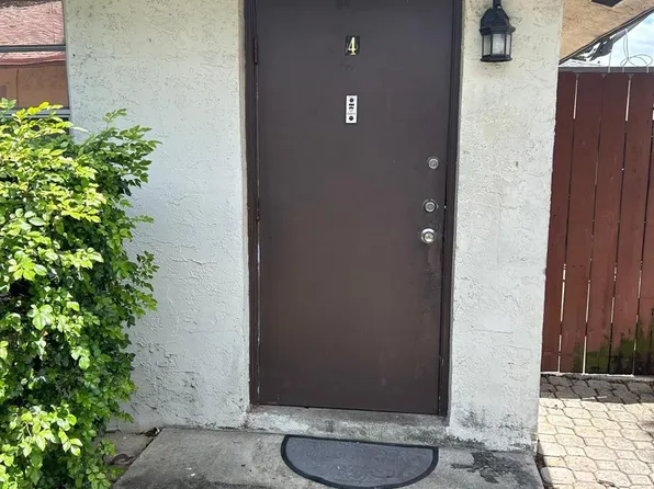 3109 NW 2nd Ter #4156, Pompano Beach, FL 33064