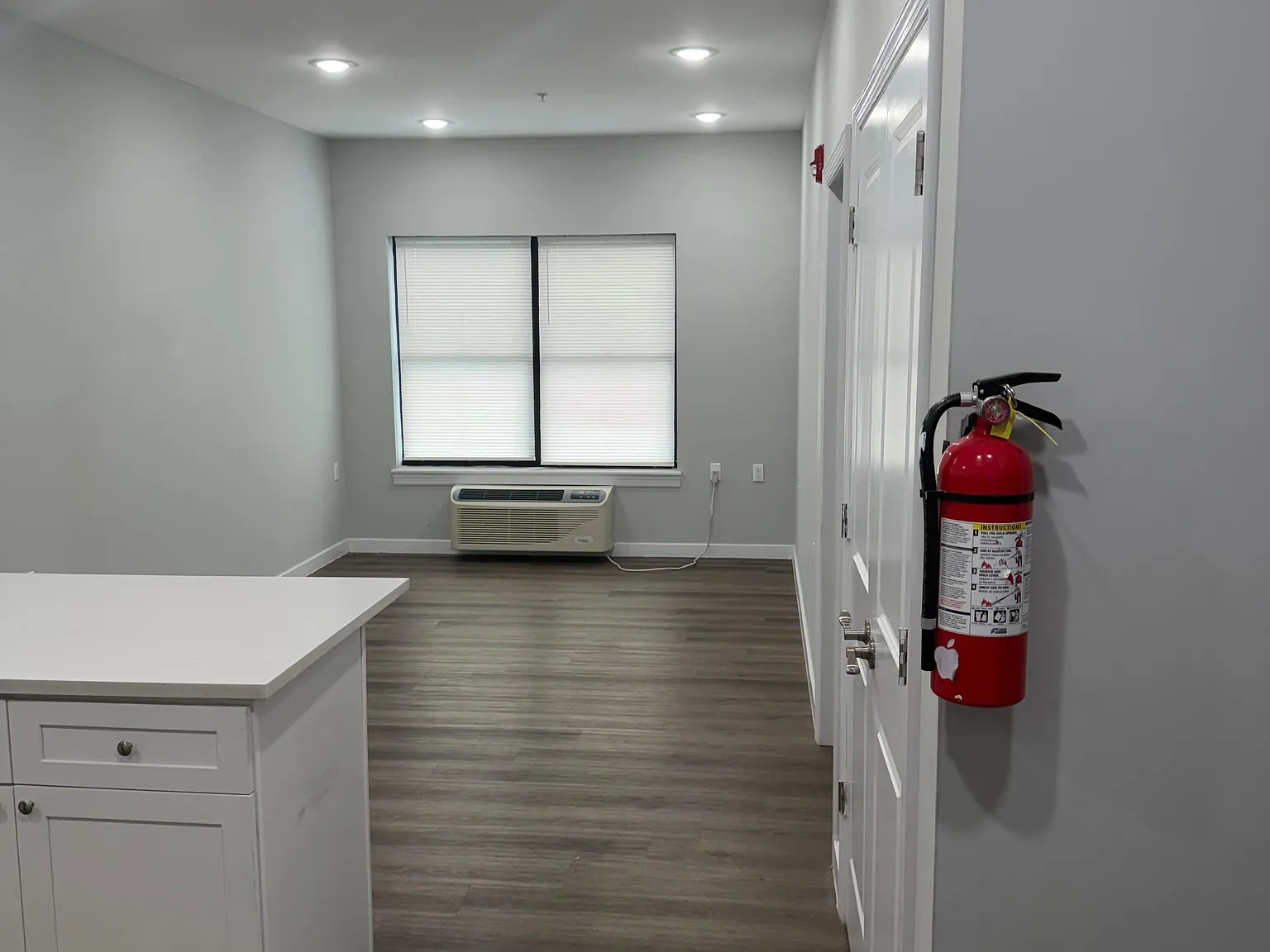 1 bed, $1,800 — Photo 4