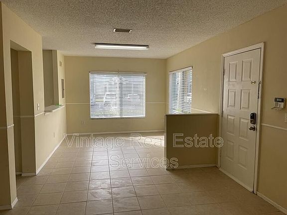 4th image of 1755 Fluorshire Dr