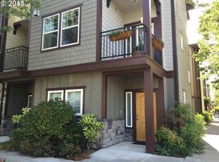 3300 SE Alder St #1, Portland, OR 97214