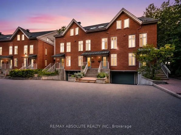 20 Charlevoix St #16, Ottawa, ON K1L 8K5