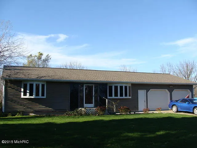 7910 Lake Creek Dr photo 1