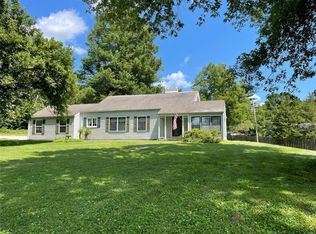 950 Woodway Cir, Fenton, MO