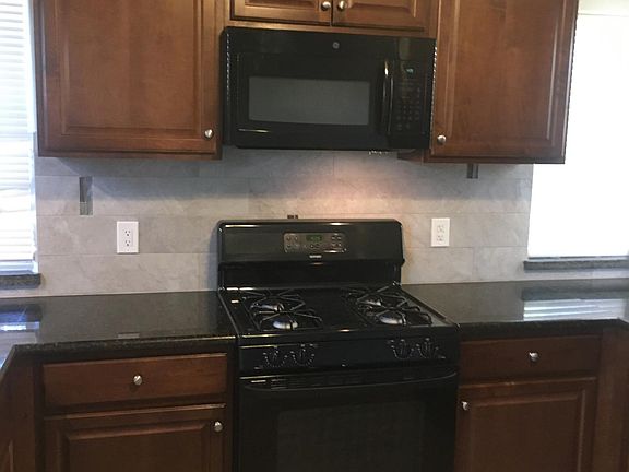 3rd image of 2783 K St APT 5