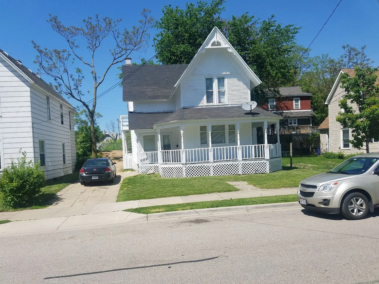 Grand Rapids, MI Downtown 2-Story Victorian-Style Cottage — Photo 1