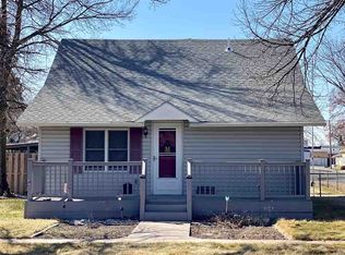545 Park St, Imperial, NE 69033