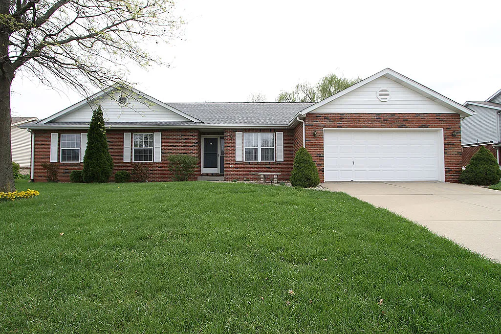 204 Saint Sabre Dr photo 1