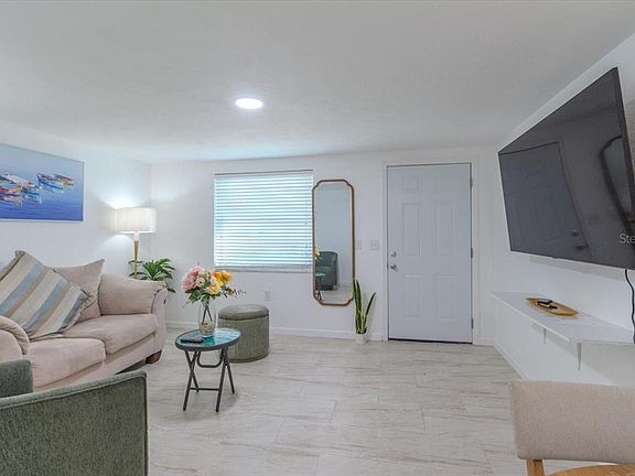 4th image of 5021 Allner St