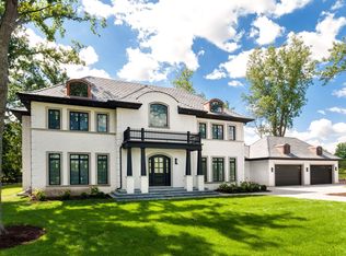 1 Morrison Rd, Northbrook, IL 60062