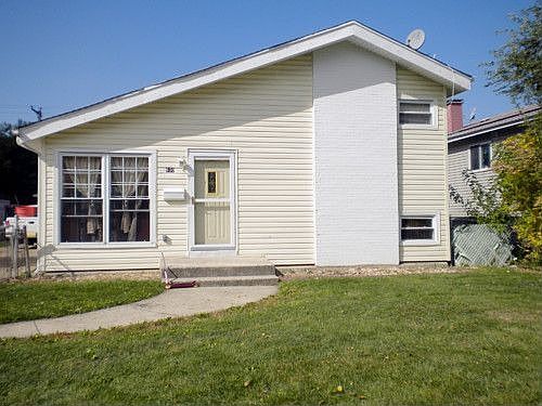 2nd image of 630 N Iowa Ave
