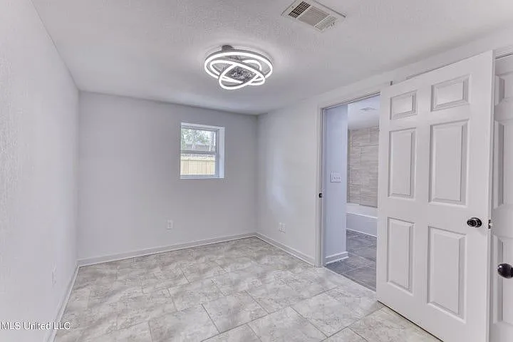 205 Watts St — Photo 5