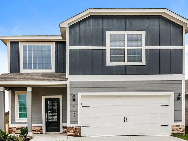 16458 Honeysuckle Hill Dr — Photo 1