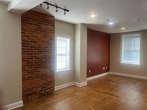 4th image of 38 N Potomac St #4