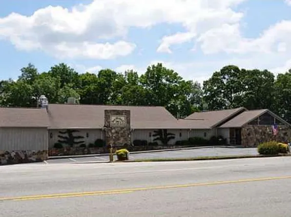 1702 Park Hill Dr, Gainesville, GA 30501