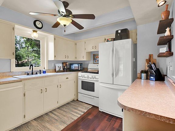 5th image of 4265 S 1st STREET