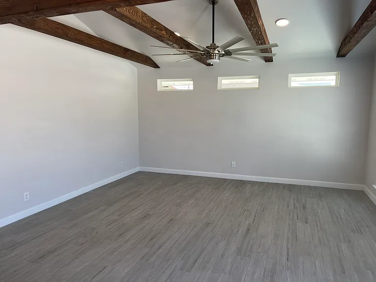 330 Plantation — Photo 6
