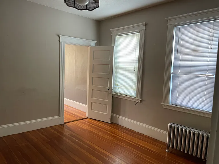 20 Eastern Ave — Photo 12