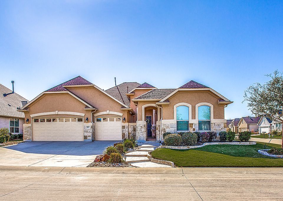 1st image of 9817 Blackwood Dr