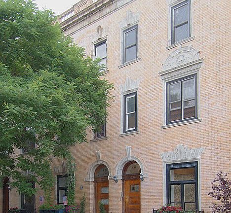 2nd image of 231 W 138th St