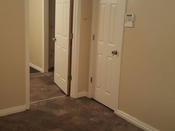 3rd image of 123 Louisiana Ave