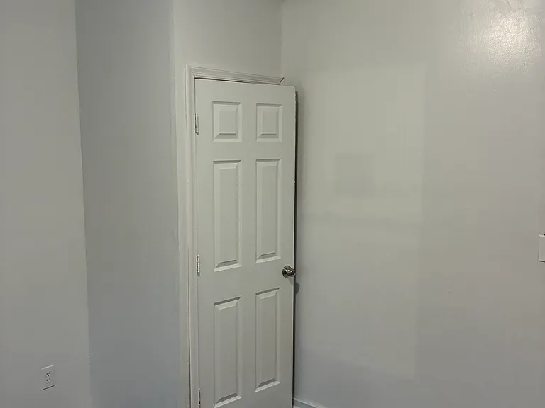 29 Cedar St #1 — Photo 5