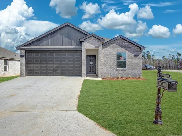 260 Bighorn Trl, Maumelle, AR 72113