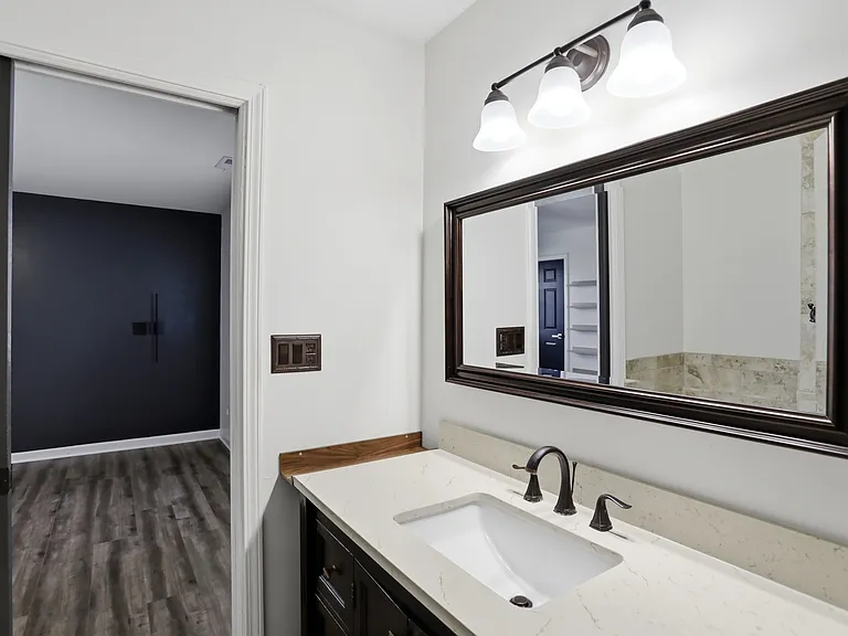 512 Lexington Blvd — Photo 44