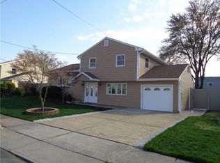 89 Aberdeen Ave, Iselin, NJ 08830