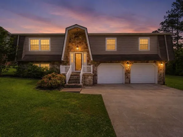 483 Foster Dr, Ringgold, GA 30736