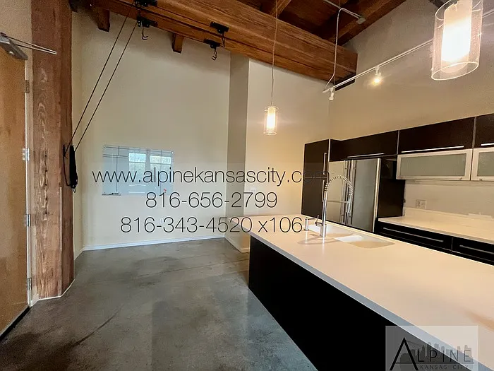 136 Main St #203 — Photo 8