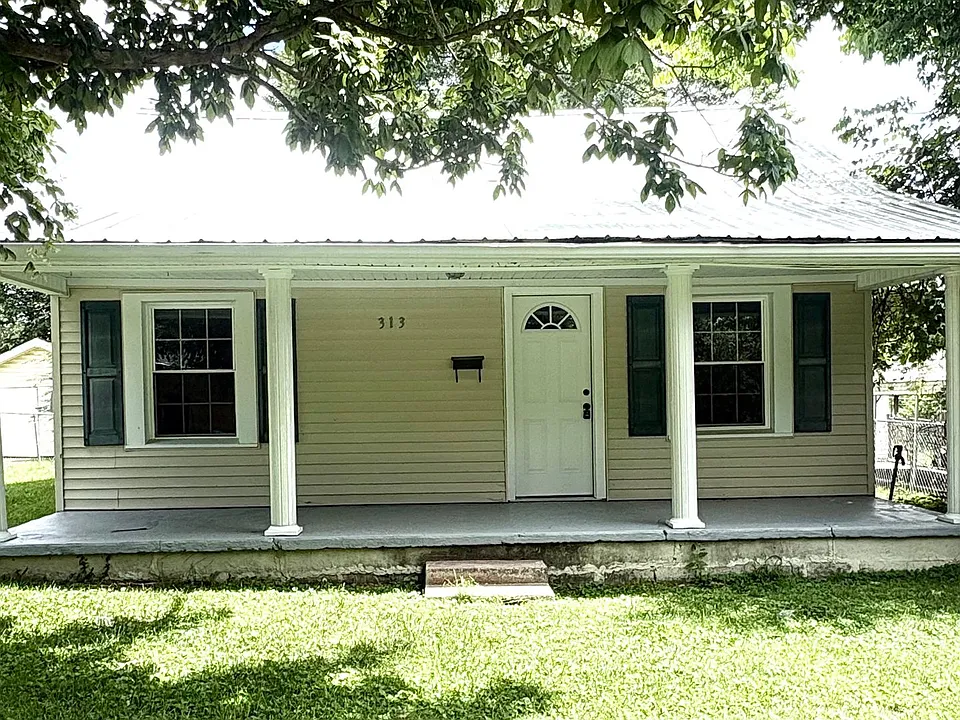313 Frazier Ave