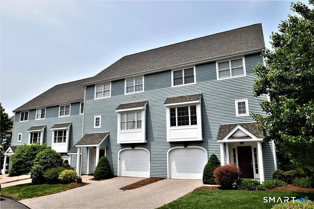 3 bed, 2.5 bath, 2197 sqft, $3,500 — Photo 1