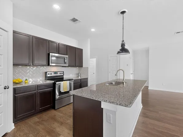 224 Trellis Blvd, Leander, TX 78641