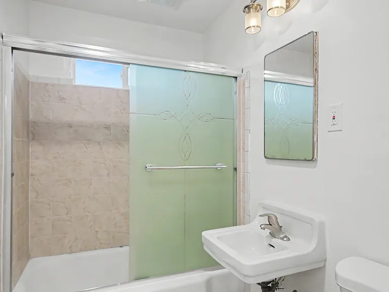 2839 Devonshire Ave #2839 — Photo 11